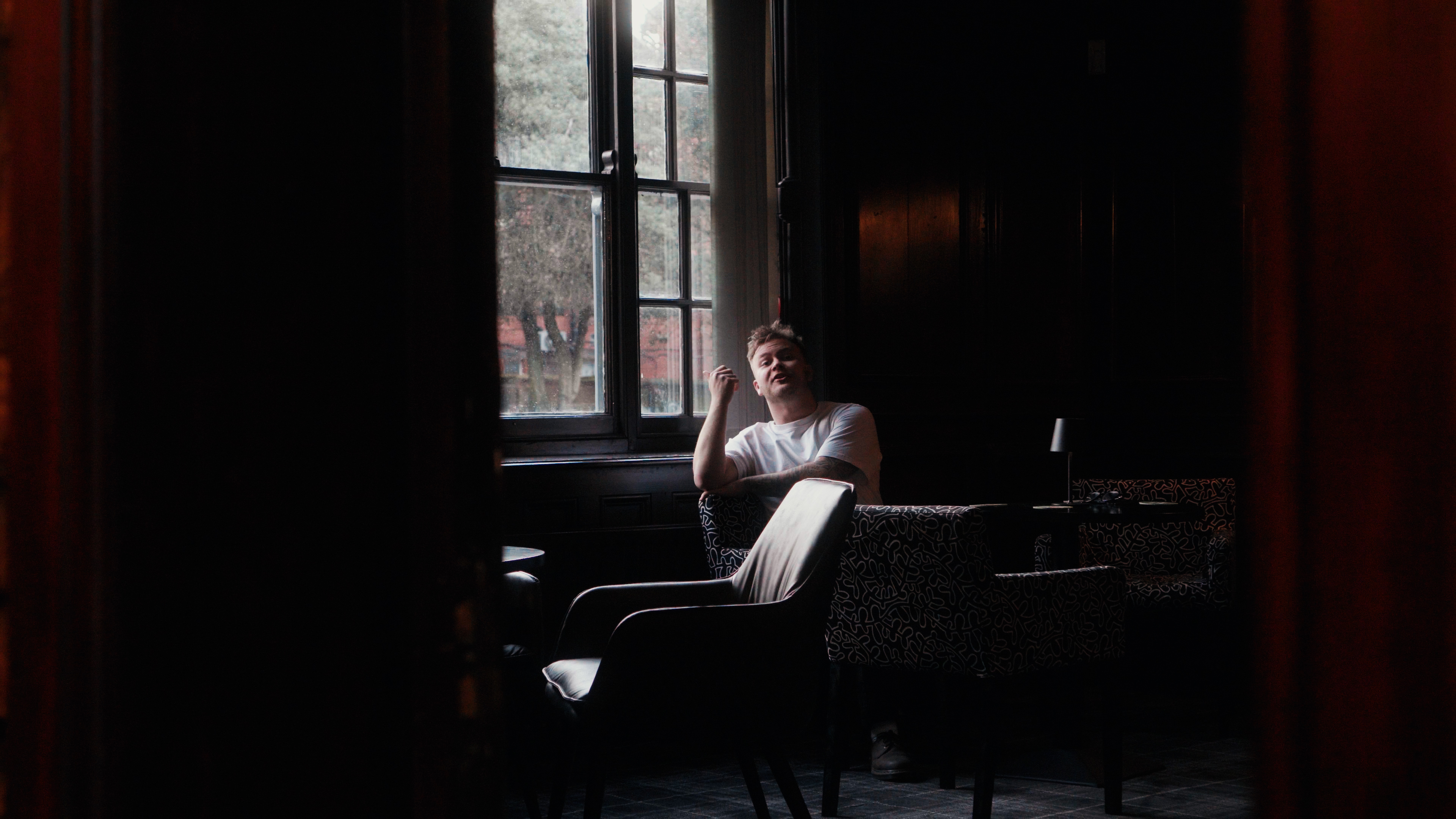 Kian Mosley BTS music video shoot thumbnail